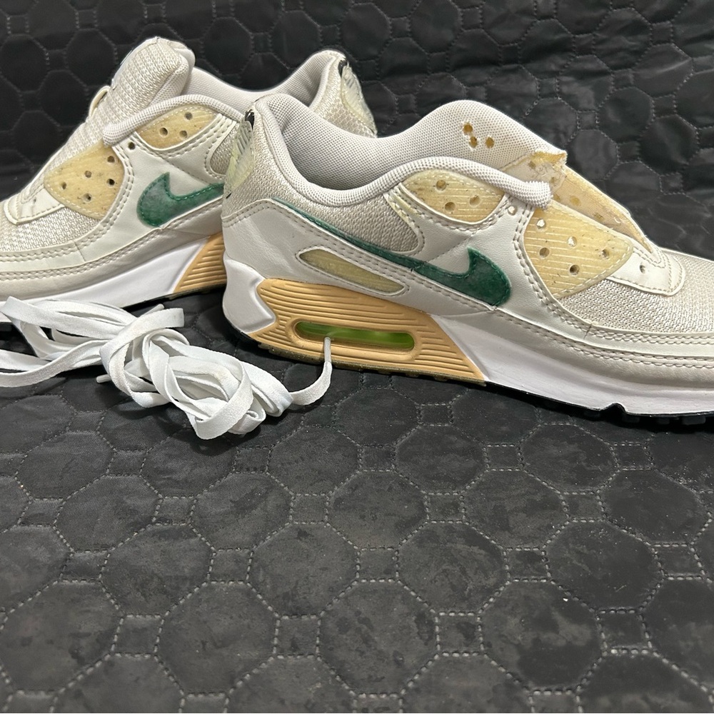Nike Air Max Beige and Green Sneakers
